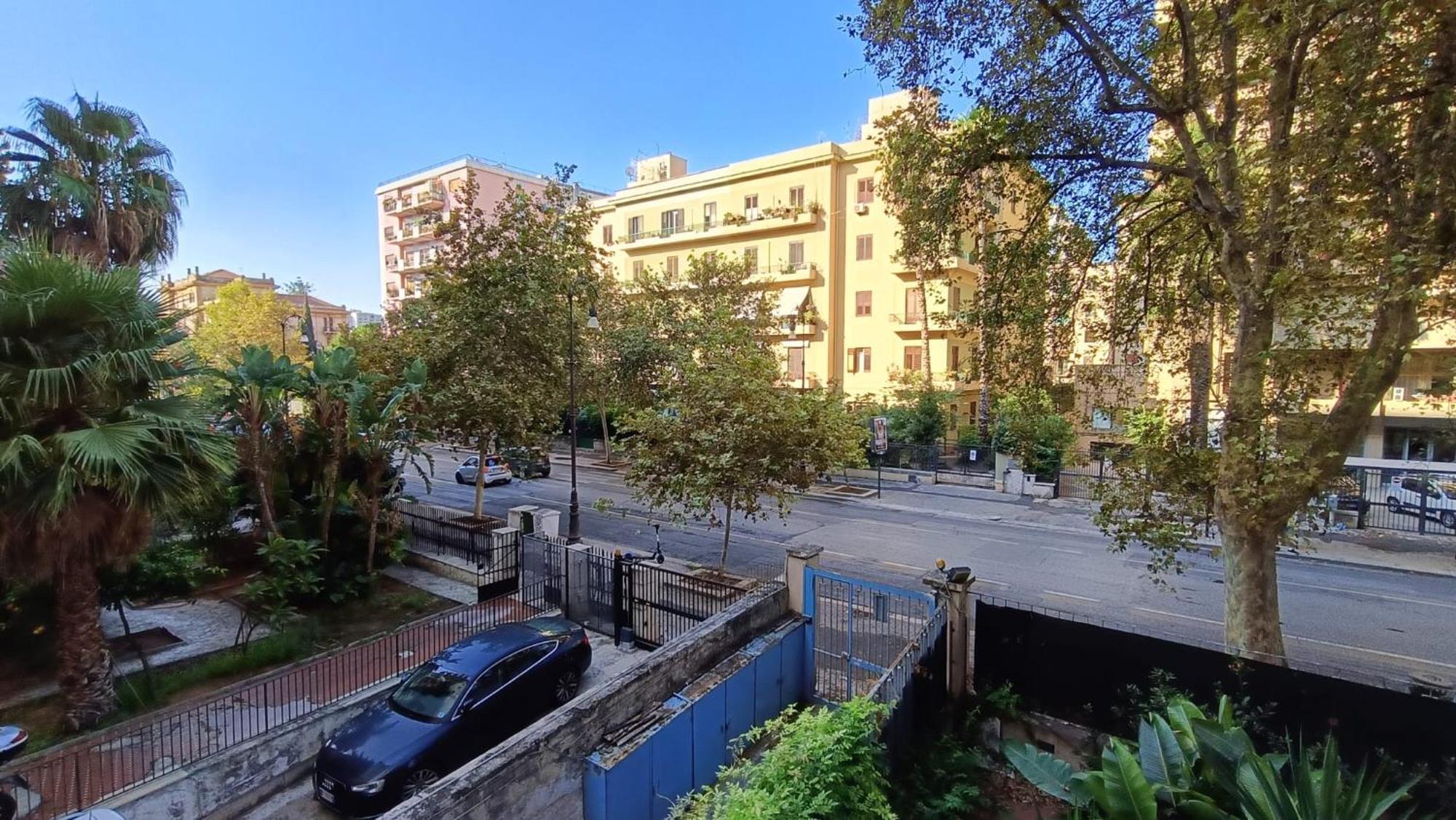 Eleganza In Centro Citta Apartment *