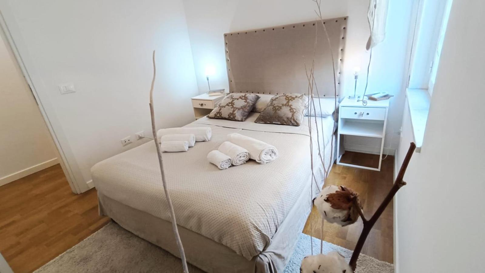 Eleganza In Centro Citta Apartment